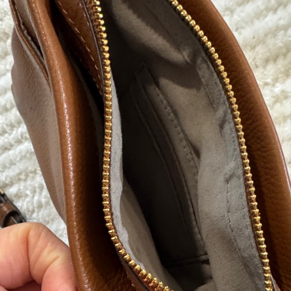 Vince Camuto Tan Leather Crossbody Bag - Picture 8 of 16